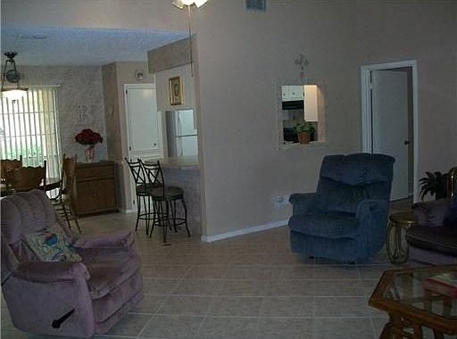 3rd image of 1809 Baffin Dr
