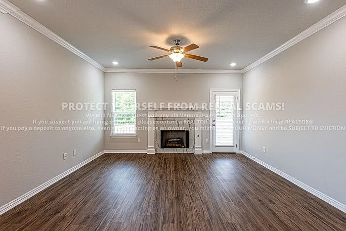 2910 S 7th St — Photo 3