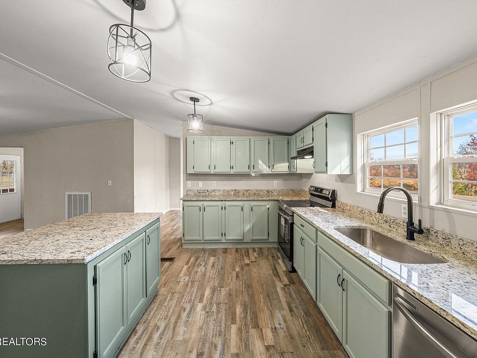 2726 Boyds Creek Hwy, Sevierville, TN 37876 Zillow