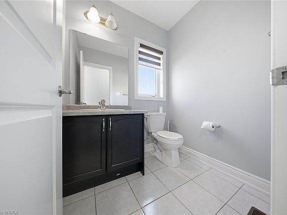 5th image of 18 Macklin St