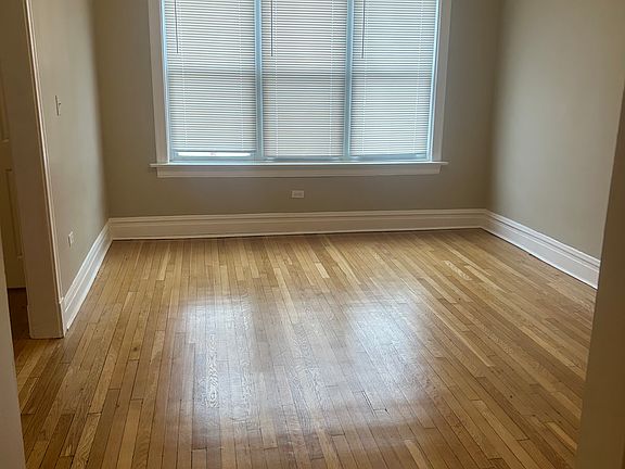5th image of 7501 S Langley Ave Unit 1