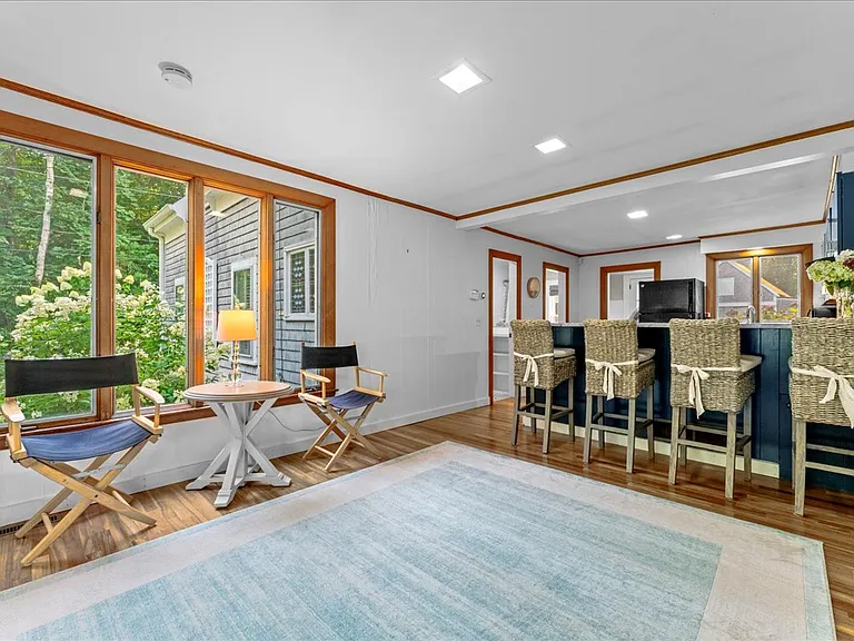 44 Stetson Pl — Photo 17