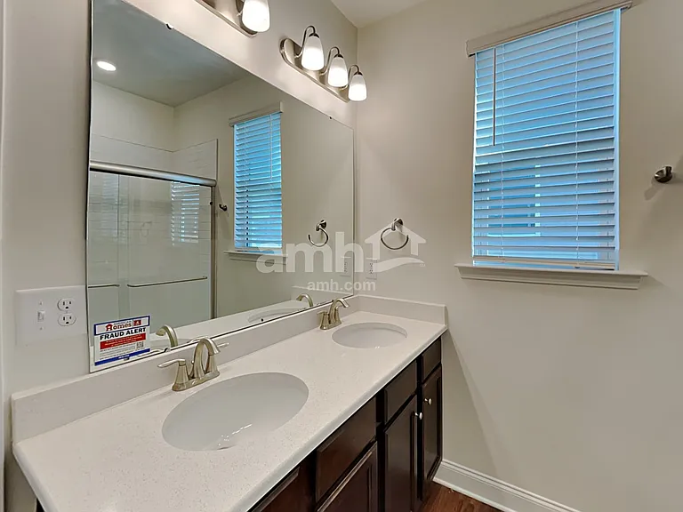 110 Keyser Dr — Photo 11