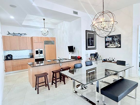 2nd image of 15811 Collins Avenue #Ph4307