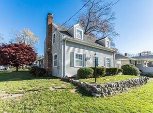 4 Morley St, Needham, MA 02492