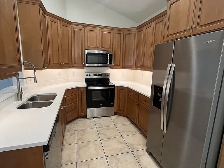 235 N 1200 W #301 — Photo 3