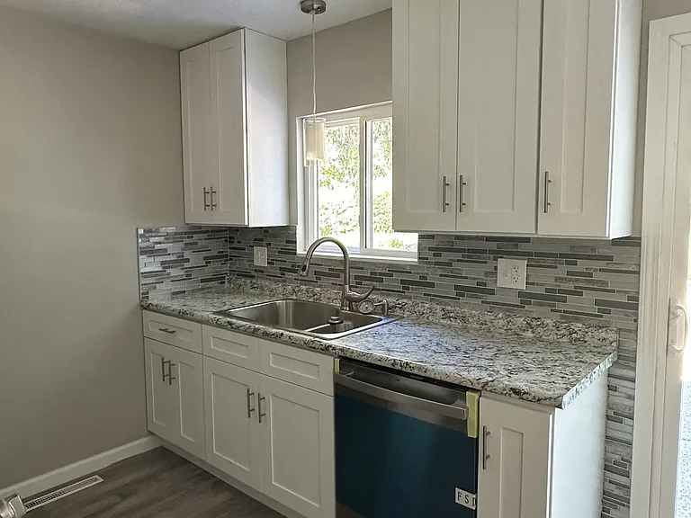 1109 Ranchland Dr — Photo 16