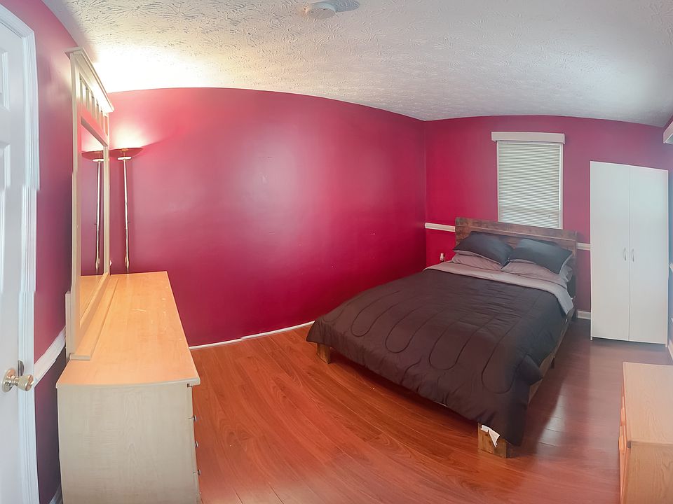 1st image of 107 Bonhill Dr Unit 1