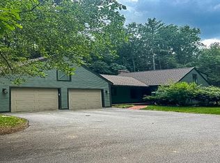 65 Baer Rd, Rollinsford, NH 03869