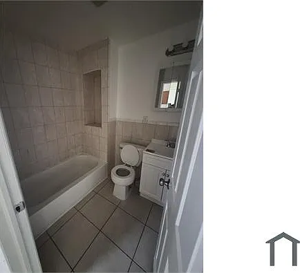 3 bed, $2,500 — Photo 4