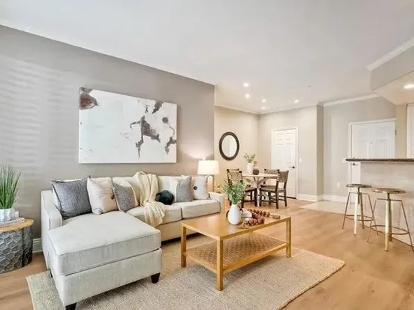 9253 Regents Rd, La Jolla, CA