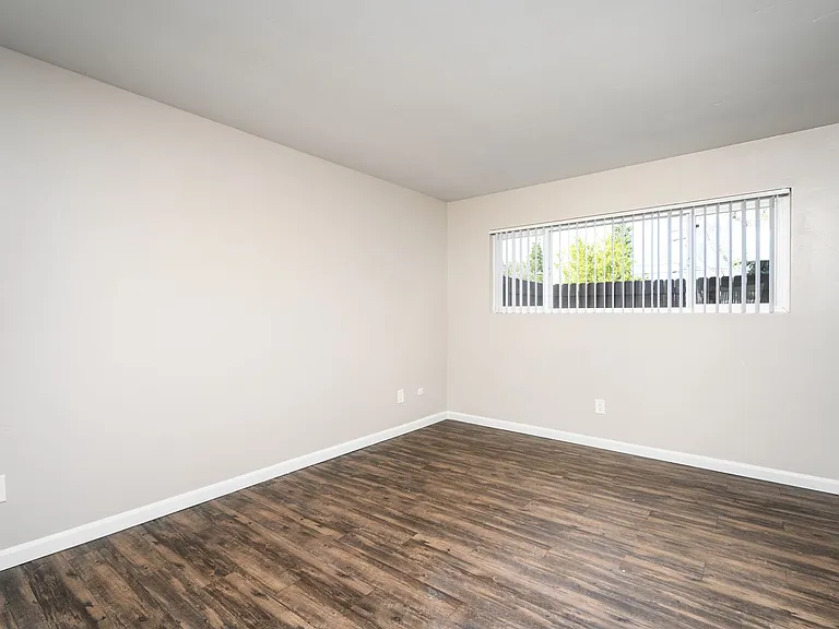 Greentree Fountain Apartments — Photo 10