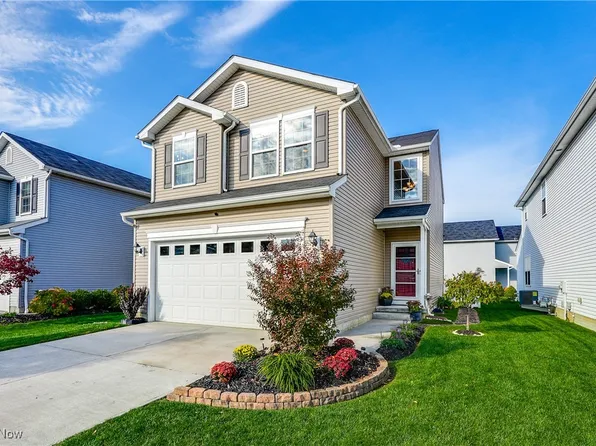 807 Bearing Ct, Amherst, OH 44001