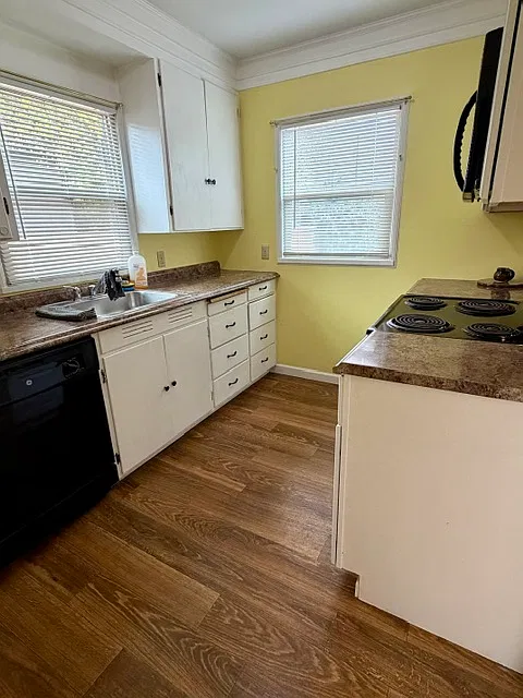 2 bed, 852 sqft, $1,975 — Photo 4