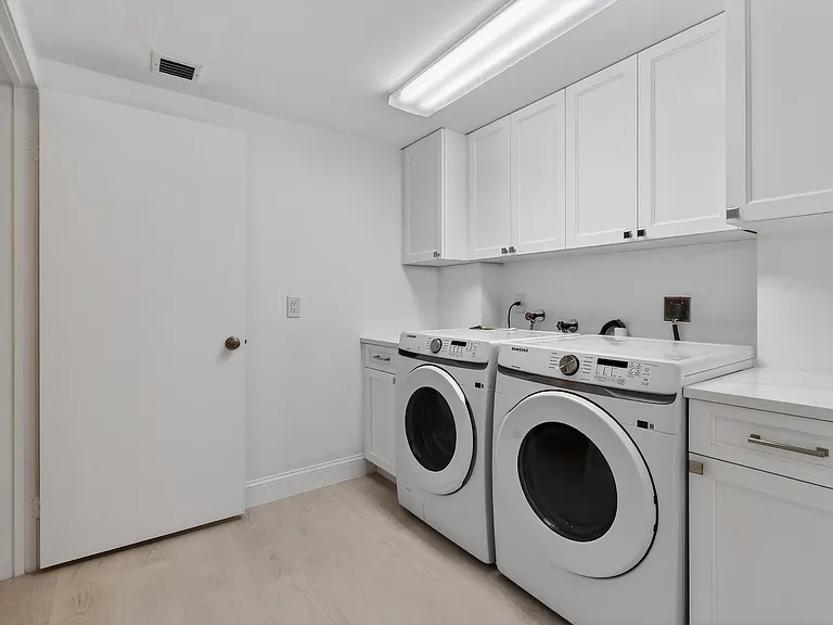 301 S Seas Dr #104 — Photo 22