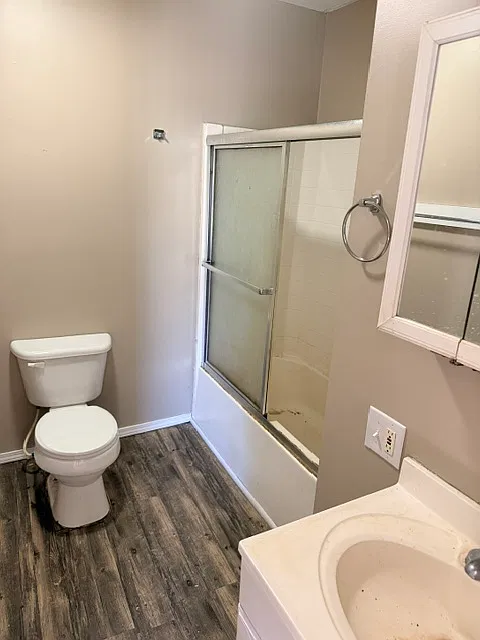 4 bed, 1500 sqft, $1,500 — Photo 2