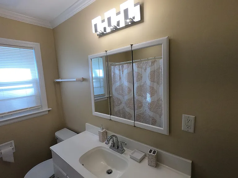 5830 Perry Ln — Photo 53