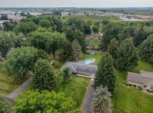 6515 Linden Cir, Windsor, WI 53598