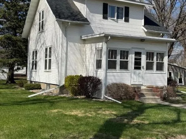 1120 12th Ave, Clarkfield, MN 56223