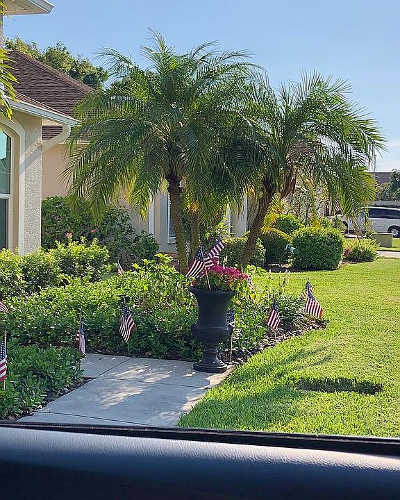 2nd image of 10526 Alvarado Ct