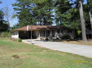 106 Cessna Dr, Dalton, GA 30721