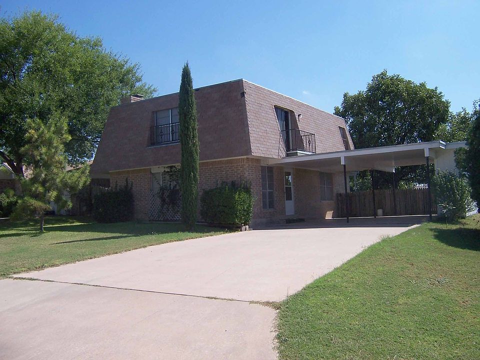 205 Crestwood