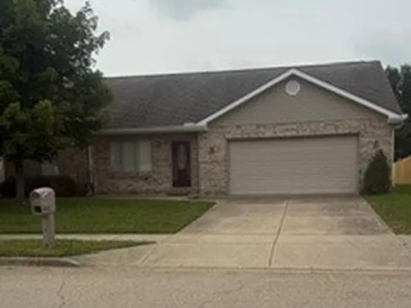 615 Holderman Pl, New Lebanon, OH 45345