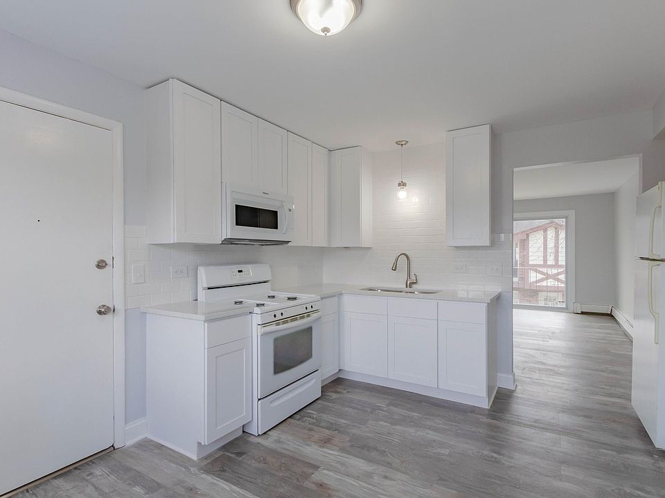 1st image of 9825 El Cameno Ln #2W