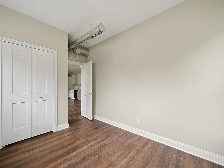 68 E Philadelphia St — Photo 13