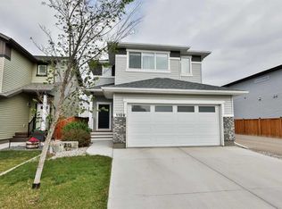 1109 SE Pacific Cir W, Lethbridge, AB T1J 5V5