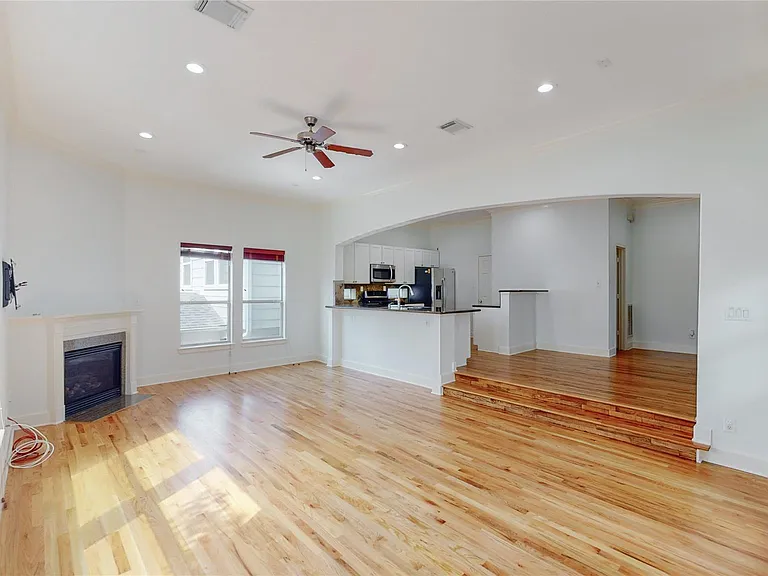 5843 Petty St #C — Photo 13