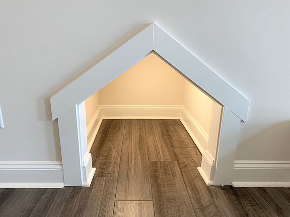 5th image of 18 Camden Woods Trl #215D