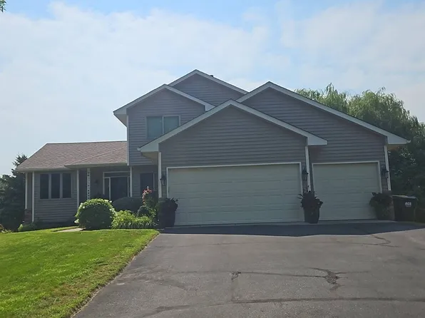 3817 Marigold Ct N, Brooklyn Park, MN 55443