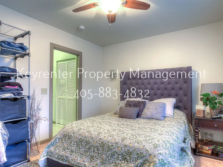 1308 NW 16th St — Photo 24