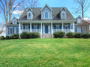 14486 Riverside Dr, Ashland, VA 23005