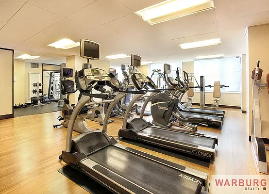 Sold by Warburg | media 8