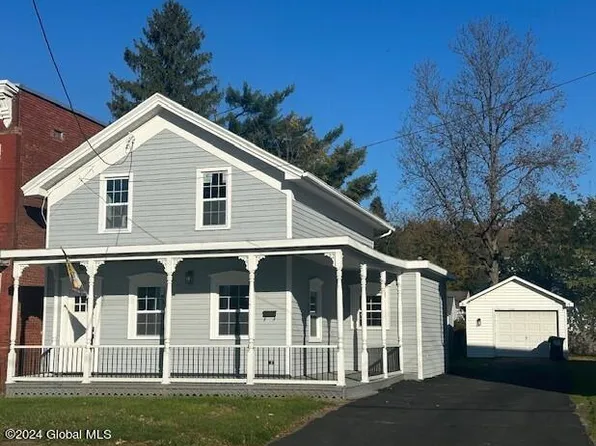 128 Church Street, Hoosick Falls, NY 12090