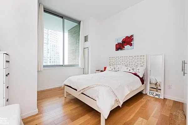 Rented by Brown Harris Stevens | media 6