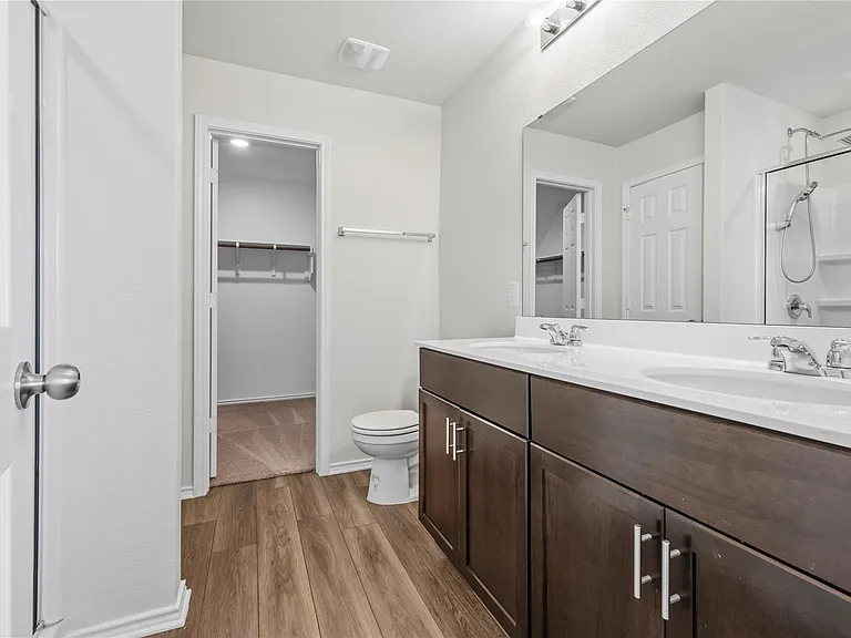316 Stone Water Ln — Photo 19