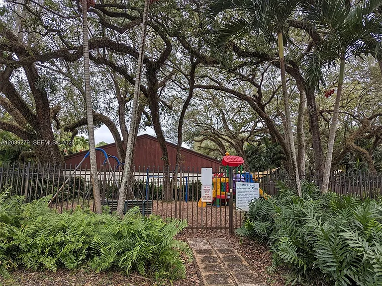 3446 Oak Dr — Photo 44