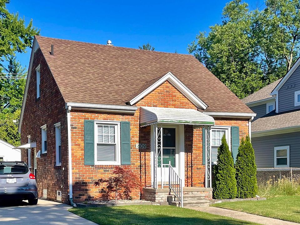 1st image of 609 N Blair Ave