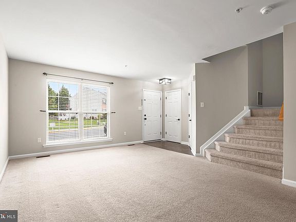 3rd image of 767 Shallow Ridge Ct