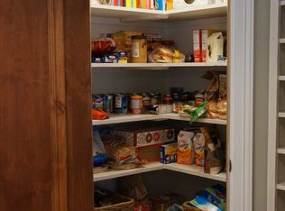 956 E University St, Springfield, MO 65807