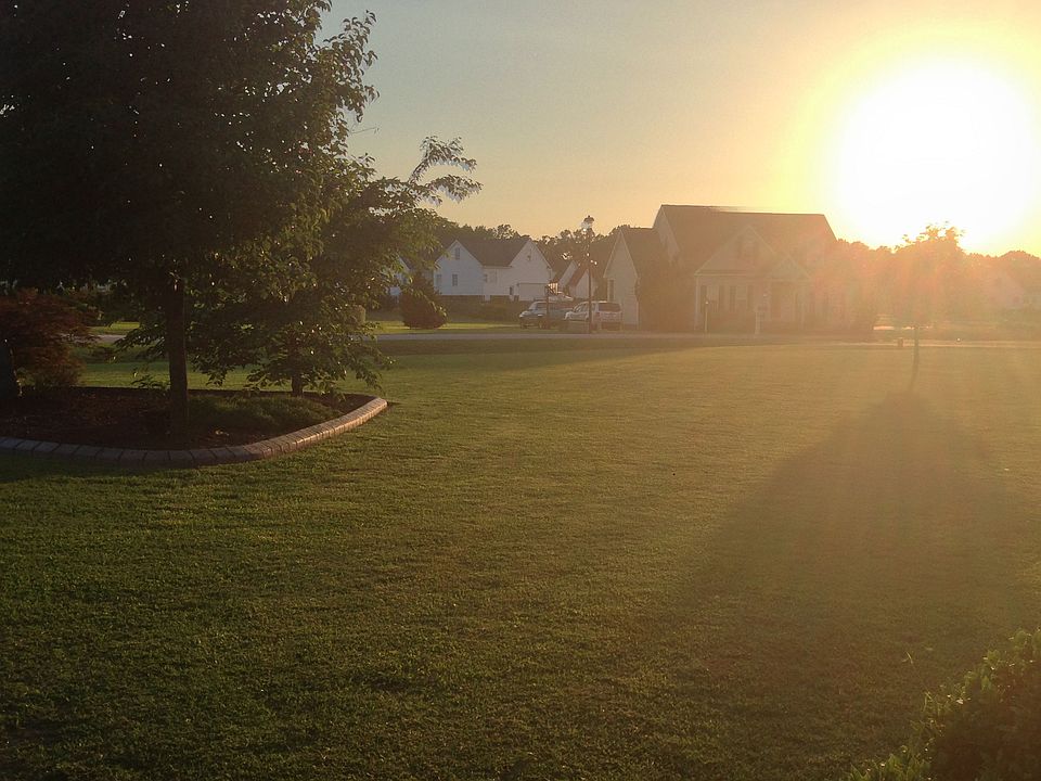 2nd image of 1529 Glen Eagles Ct