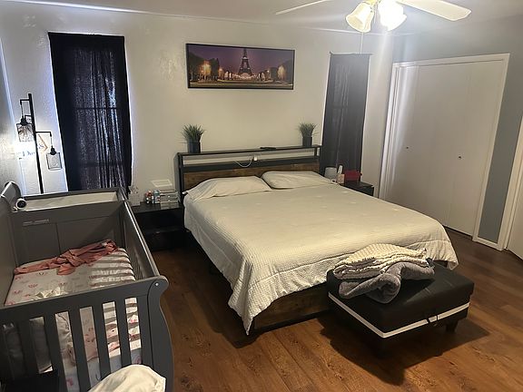 2nd image of 4201 Siesta Ln #4201