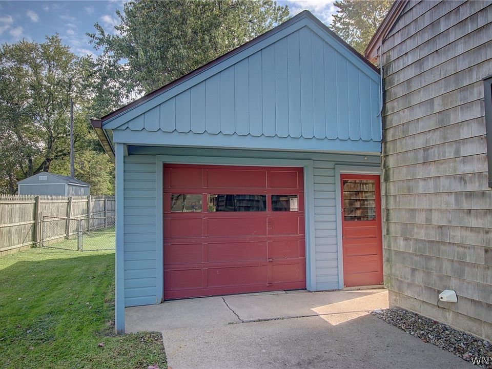 151 Division St Hamburg NY 14075 Zillow