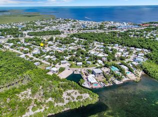 421 Collins St, Key Largo, FL 33037