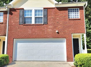 6212 Queen Meadow Dr SE, Smyrna, GA 30126