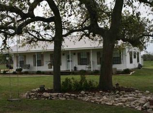 4014 Klekar Gin Rd, Praha, TX 78941