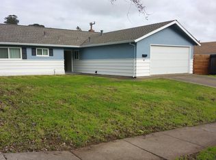 40 Stasia Dr, Novato, CA 94947